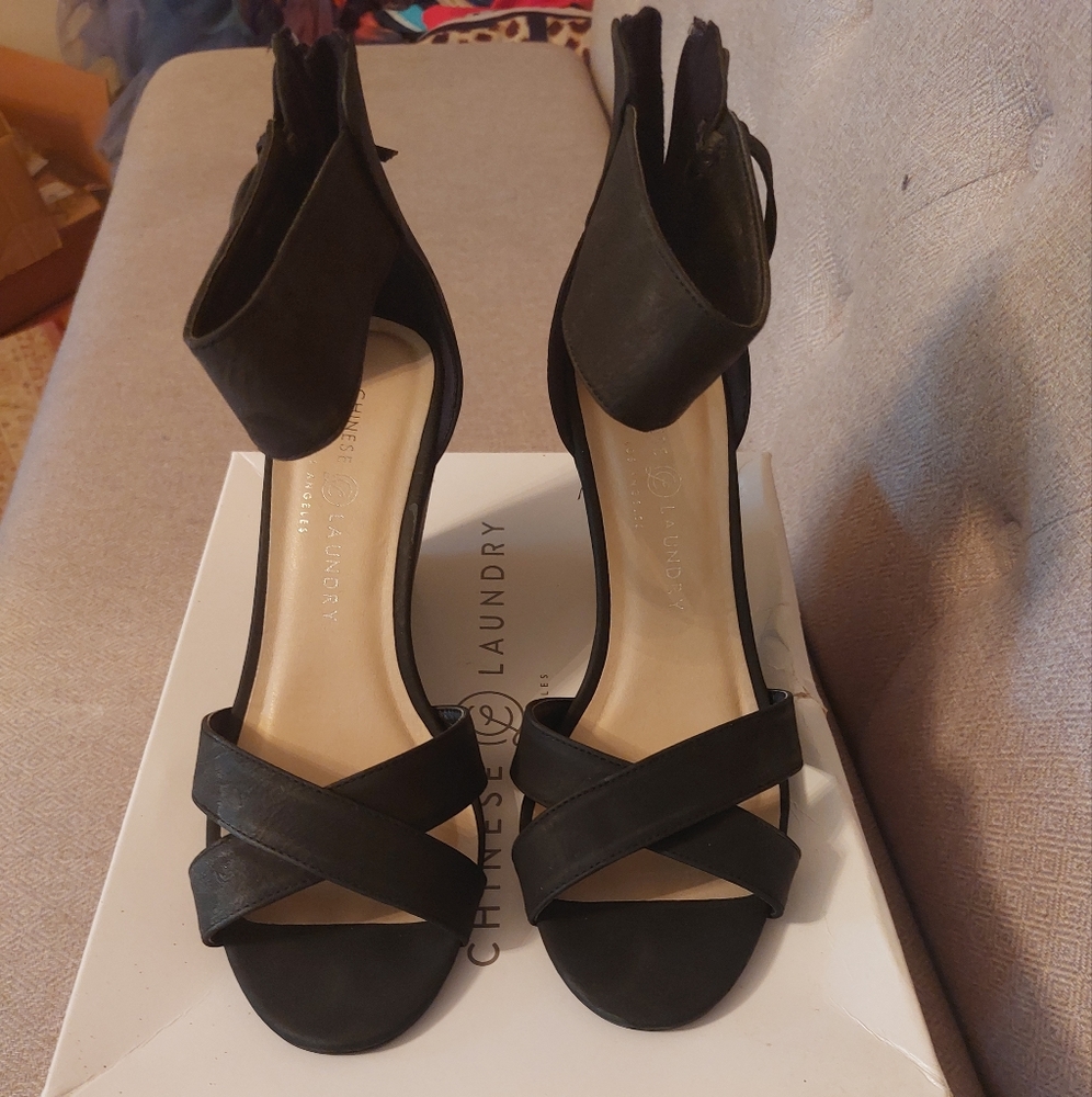Chinese Laundry Wedge Heel